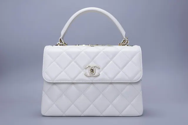 Chanel Série a confirmar — Bolsa de mão