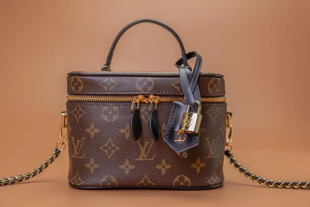 Louis Vuitton Vanity — Bolsa de mão