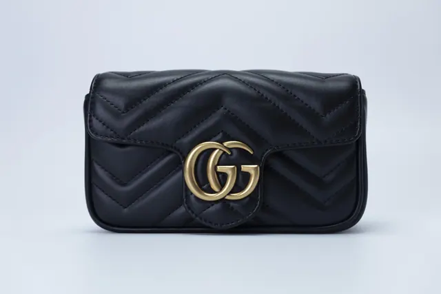 Gucci GG Marmont — Bolsa estilo carteira