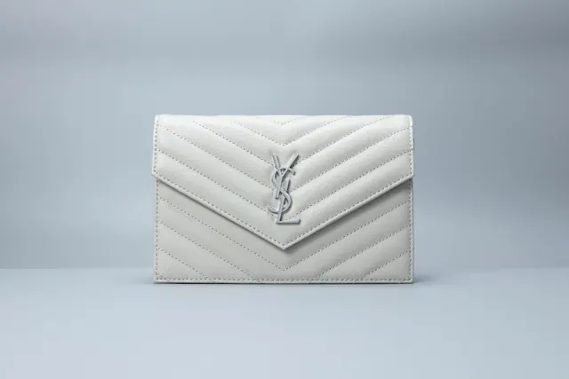 Saint Laurent Cassandre Envelope — Bolsa estilo carteira